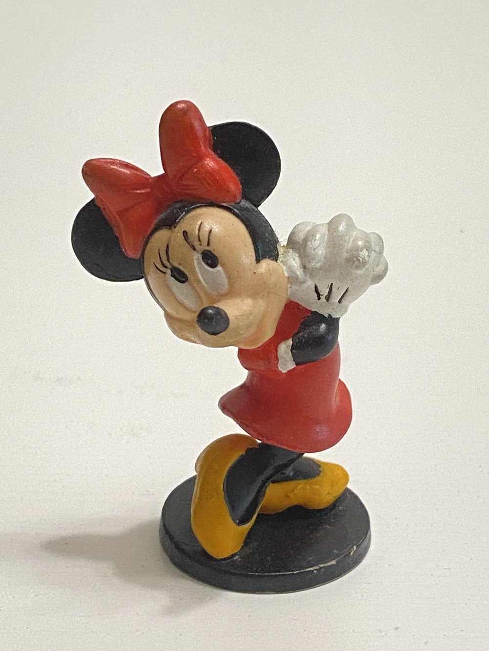 Vintage Disney Minnie Mouse Applause PVC Figurine (Classic Red Dress)